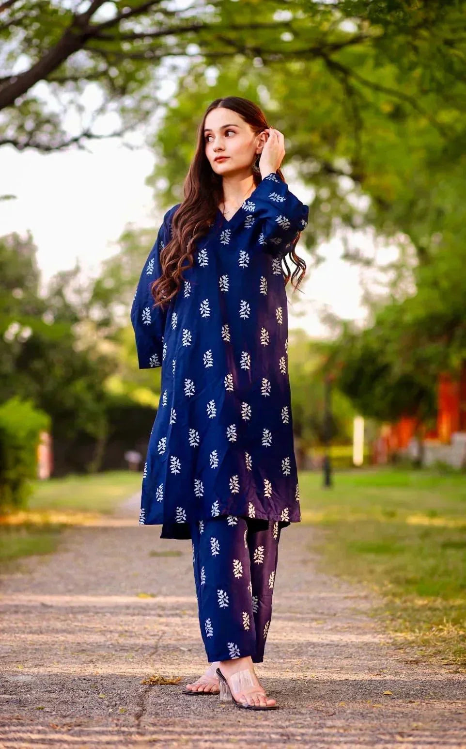 Merub Petal Star - 2 Piece Stitched