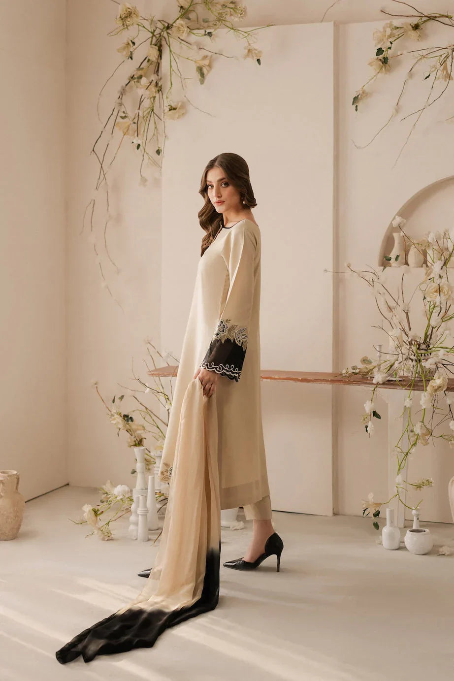 Safoora 3pc Embroided Dress