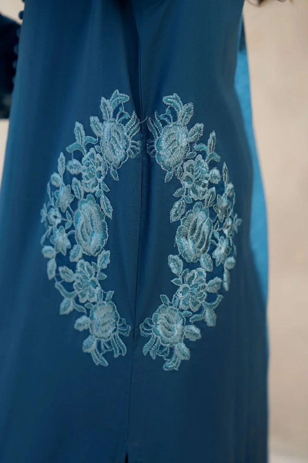 CHIC POCKET EMBROIDERED 2pc