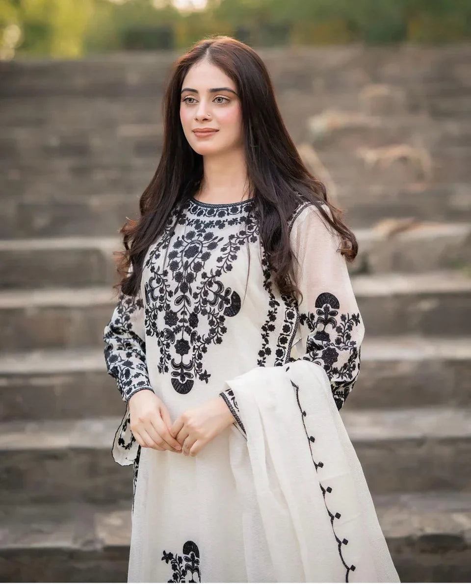 Snow Organza 3pc Embroided Dress