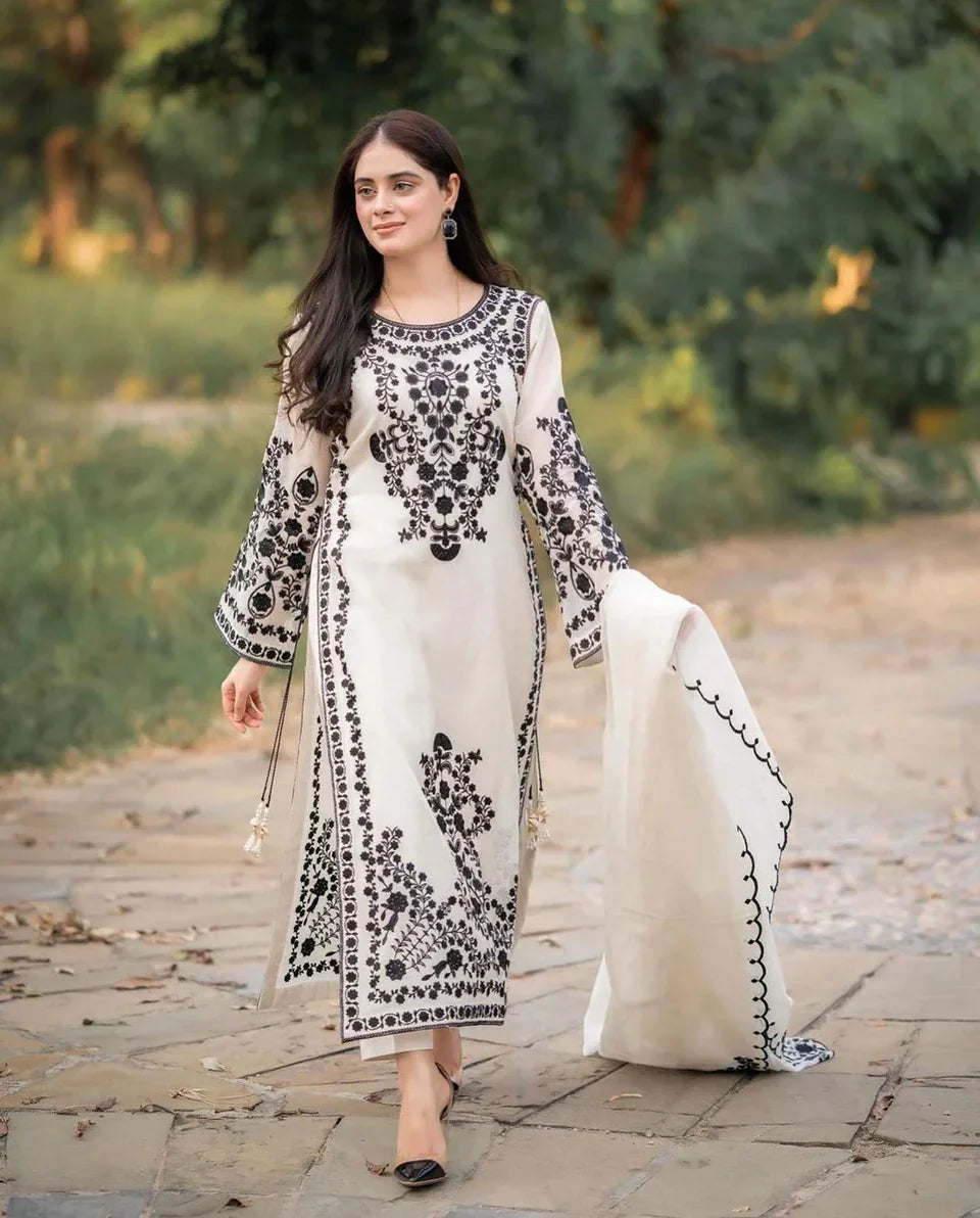 Snow Organza 3pc Embroided Dress